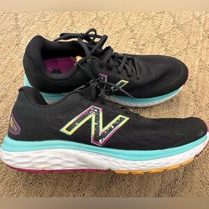 New Balance Fresh Foam Women’s Tennis Shoes Size 9.5